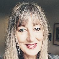 Associate Professor Suze Wilson staff profile picture