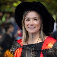 Dr Teah Carlson staff profile picture